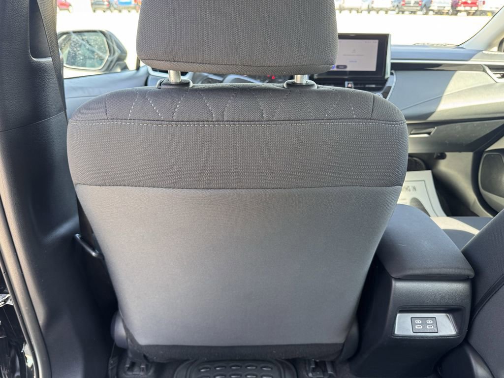 Used 2024 Toyota Corolla LE image 28