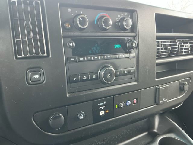 Used 2023 GMC Savana 3500 Extended w/ Driver Convenience Package image 21