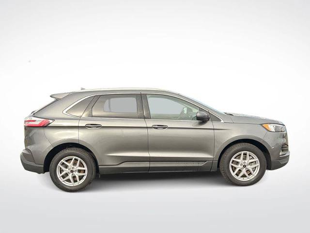 Certified 2023 Ford Edge SEL w/ Convenience Package AWD/4WD image 9