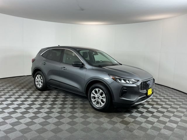 Certified 2024 Ford Escape Active AWD/4WD image 3