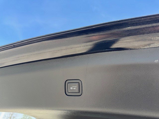 Used 2023 Buick Enclave Essence w/ Experience Buick Package AWD/4WD image 33