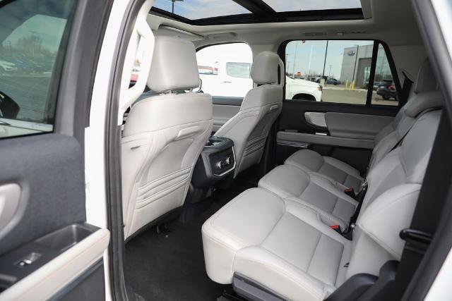 Certified 2025 Ford Expedition Max Active image 32