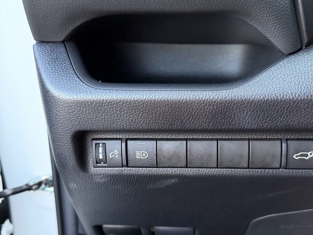 Used 2024 Toyota RAV4 XLE w/ Convenience Package FWD image 29
