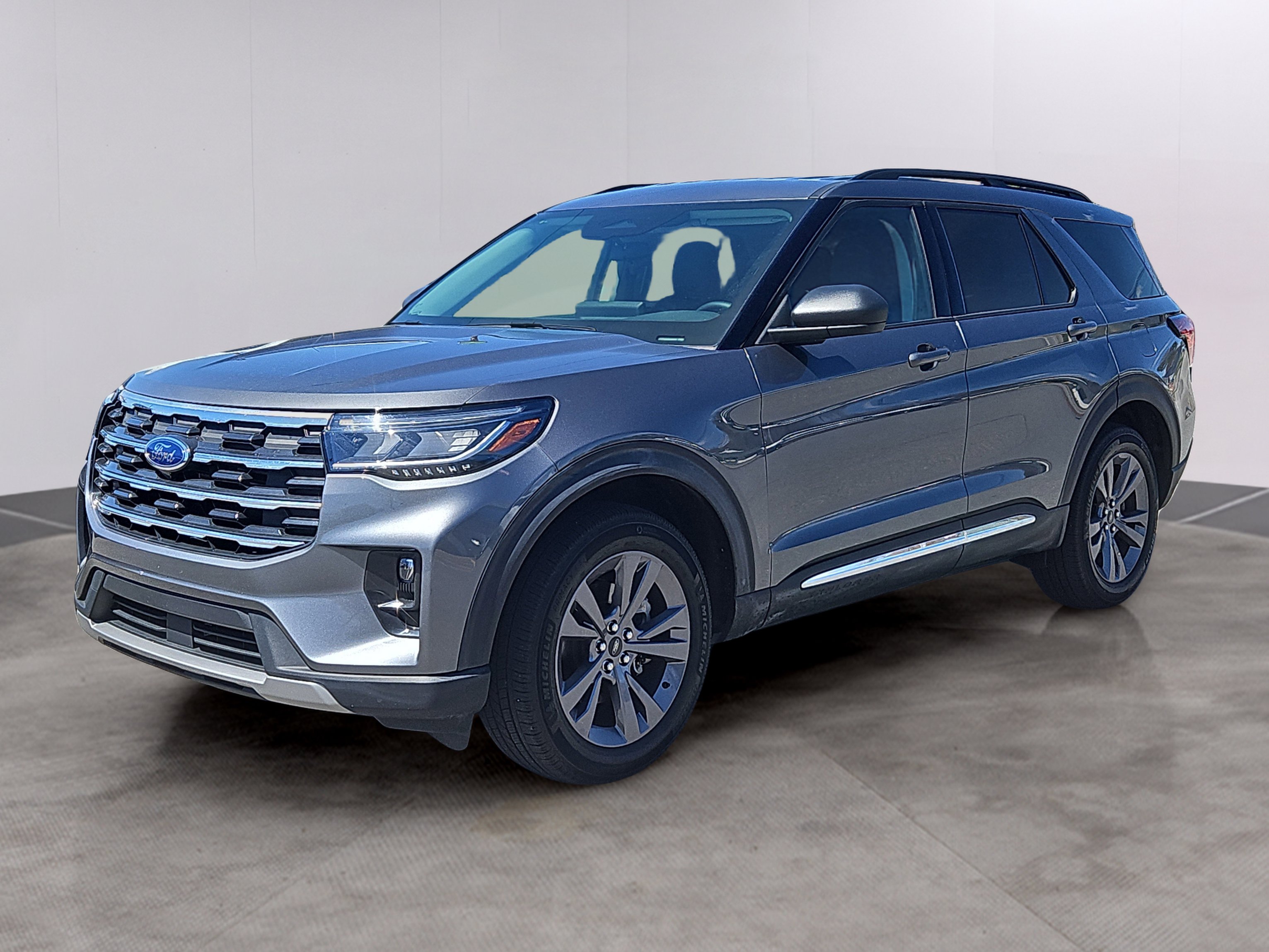 Certified 2025 Ford Explorer Active w/ Active Comfort Package AWD/4WD image 25