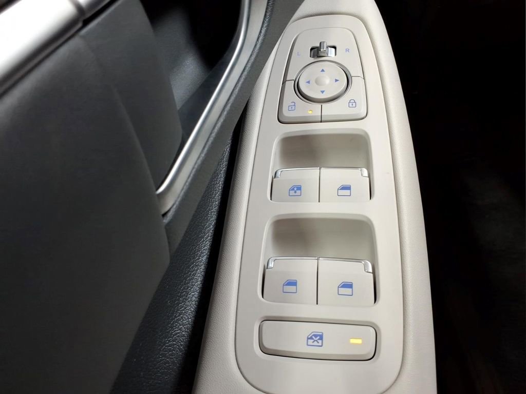 Used 2026 Hyundai Sonata Blue FWD image 15