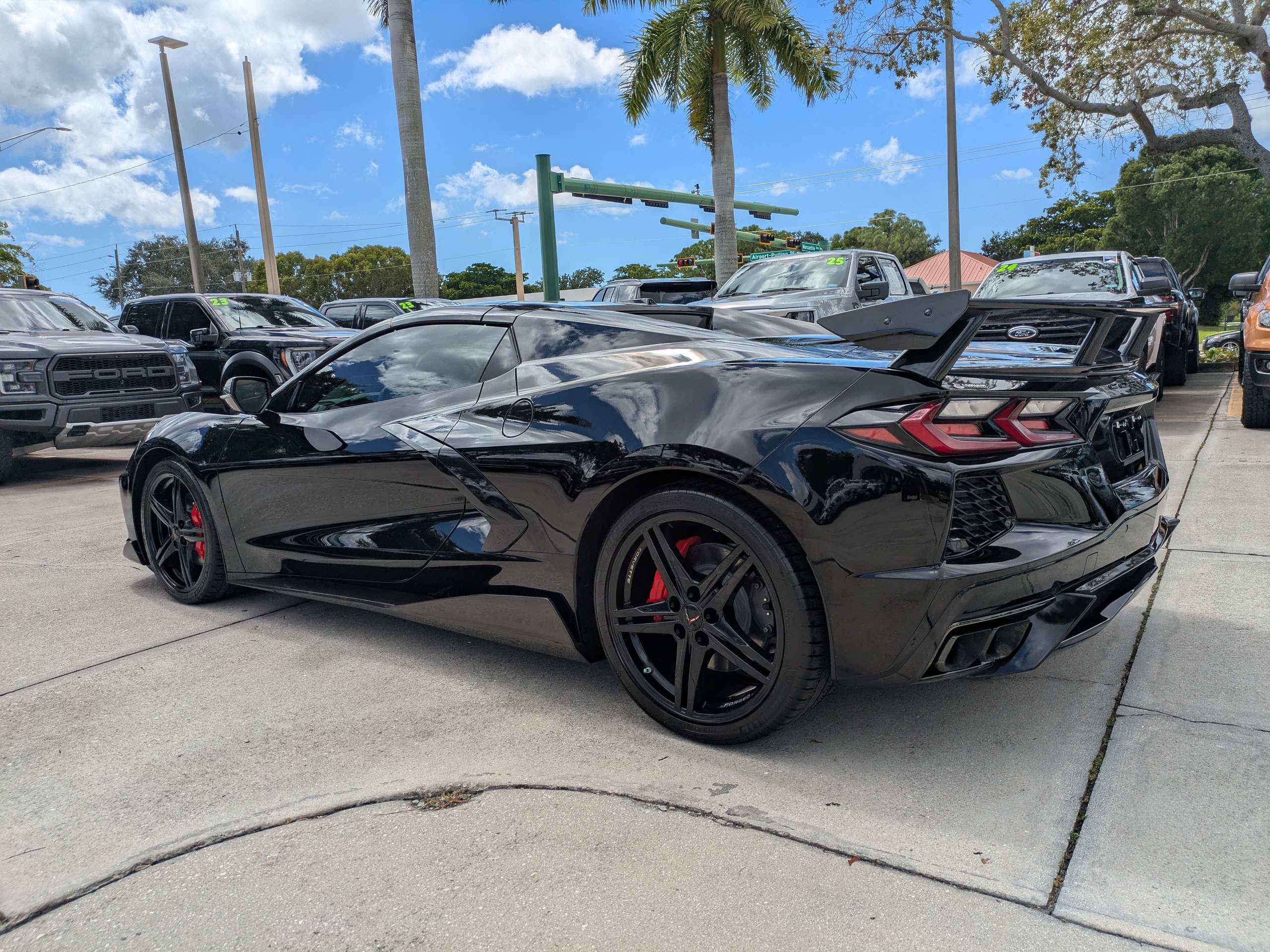 Used 2026 Chevrolet Corvette Stingray Convertible w/ 1LT RWD image 5