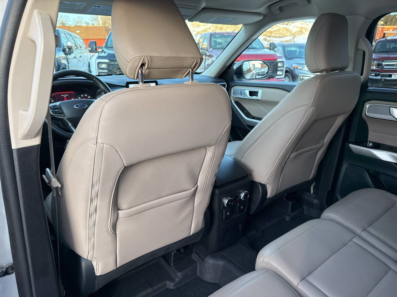 Certified 2023 Ford Explorer Limited w/ Equipment Group 301A image 21