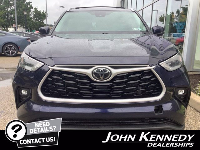 Used 2022 Toyota Highlander XLE AWD/4WD image 8