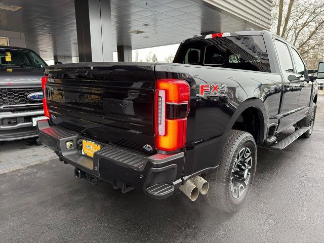 Certified 2025 Ford F350 Platinum AWD/4WD image 4