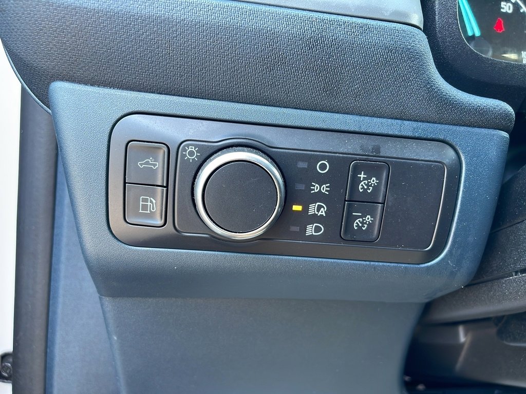 Certified 2022 Ford Maverick XL image 25