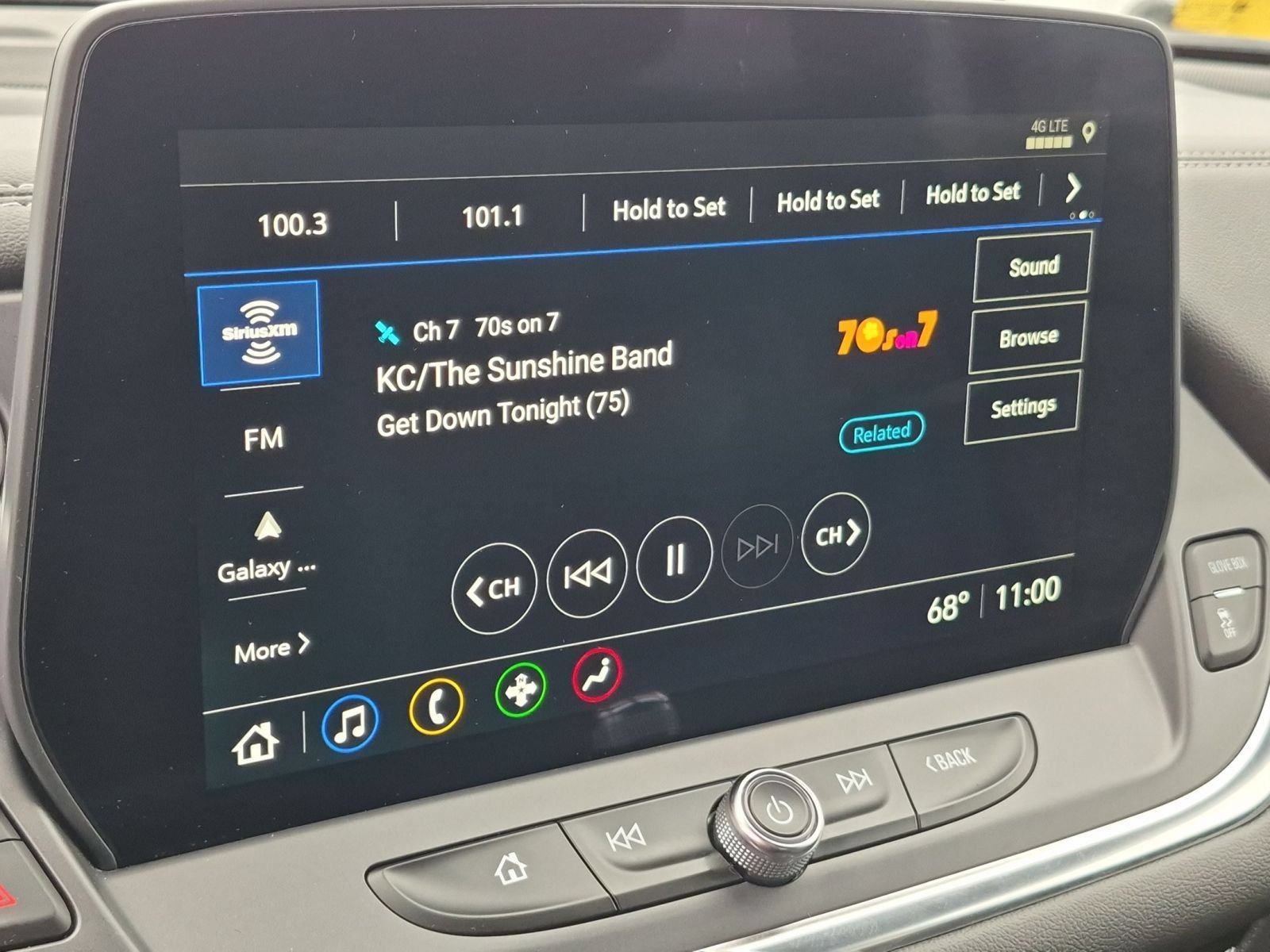 Used 2025 Chevrolet Blazer LT FWD image 23