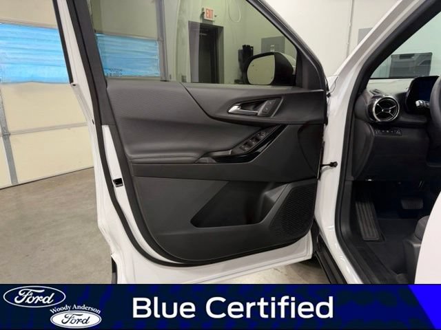 Used 2025 Chevrolet Equinox LT AWD/4WD image 21