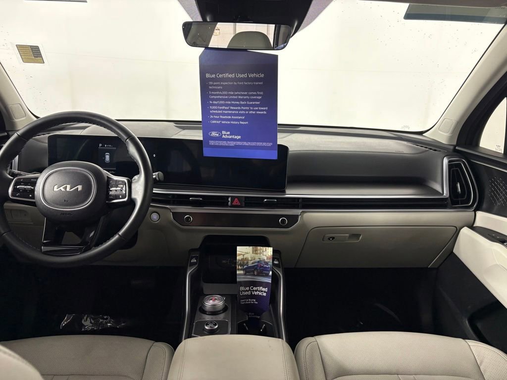 Used 2025 Kia Sorento EX FWD image 28