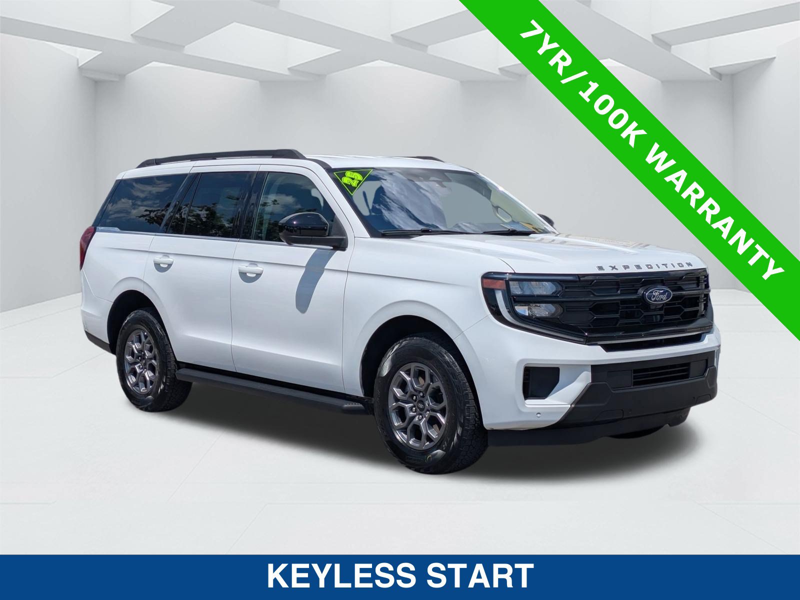 Certified 2025 Ford Expedition Active RWD image 3