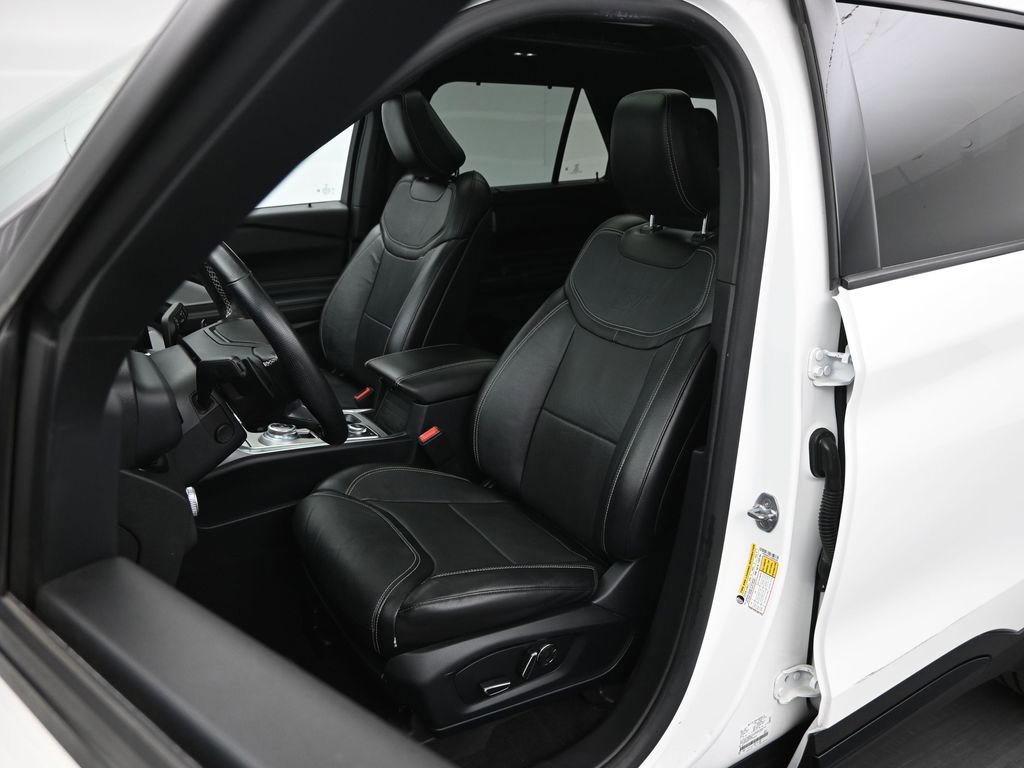 Certified 2020 Ford Explorer ST w/ Premium Technology Package image 36