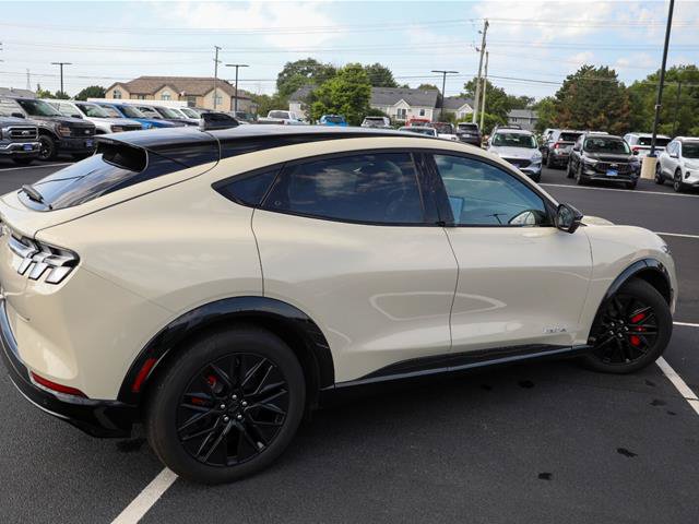 Certified 2025 Ford Mustang Mach-E Premium w/ Sport Appearance Package AWD/4WD image 10