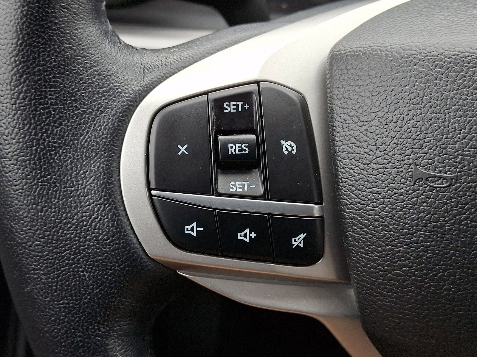 Certified 2023 Ford Explorer XLT w/ Equipment Group 202A image 28