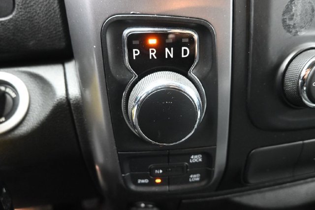Used 2021 RAM 1500 Classic SLT AWD/4WD image 17
