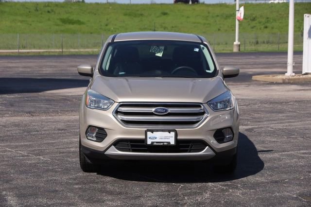 Certified 2017 Ford Escape SE w/ SE Cold Weather Package AWD/4WD image 4