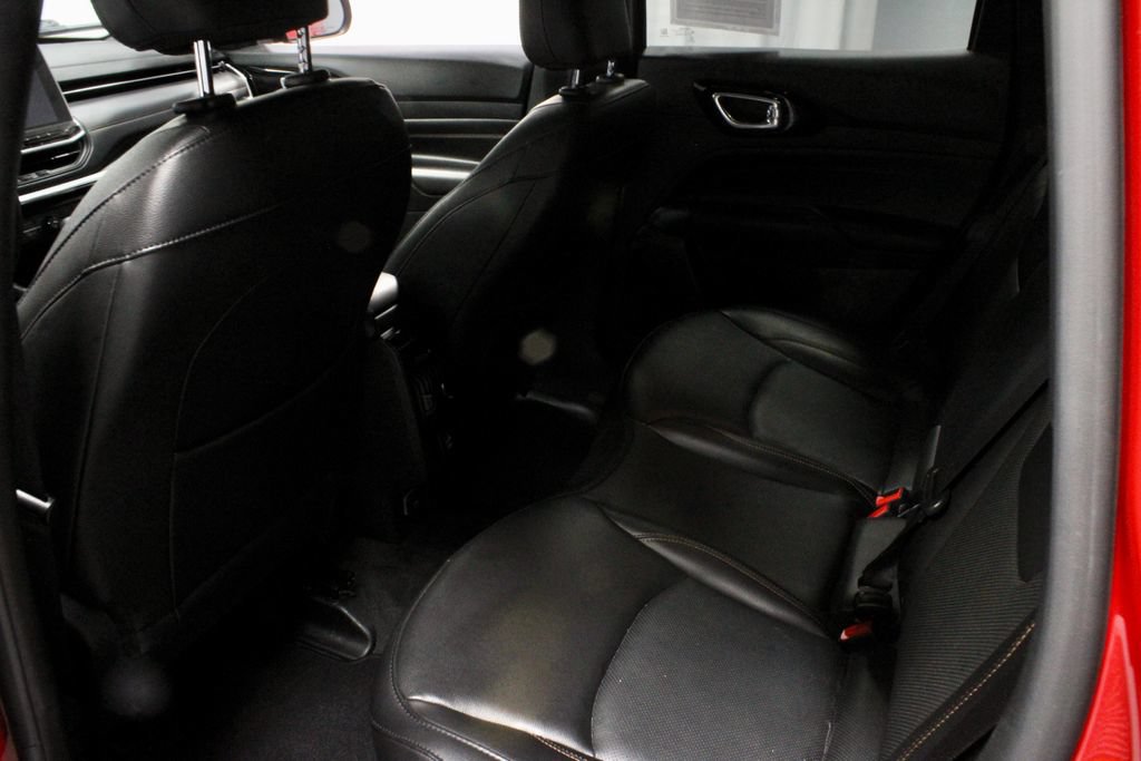 Used 2022 Jeep Compass Limited AWD/4WD image 19