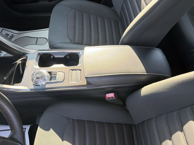 Certified 2017 Ford Fusion SE w/ Fusion SE Technology Package FWD image 15