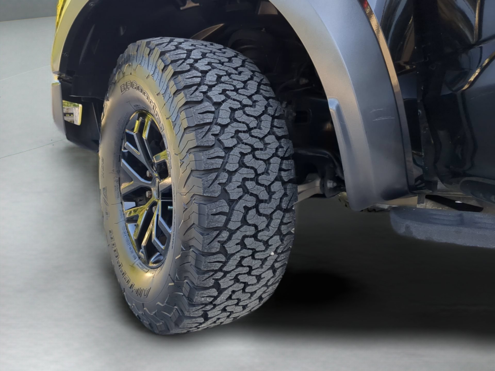 Certified 2018 Ford F150 Raptor w/ Equipment Group 802A Luxury AWD/4WD image 73