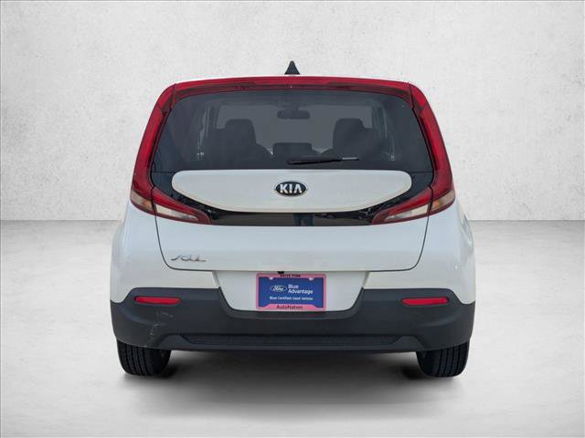 Used 2021 Kia Soul LX FWD image 4