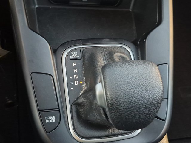 Used 2024 Kia Soul LX FWD image 26