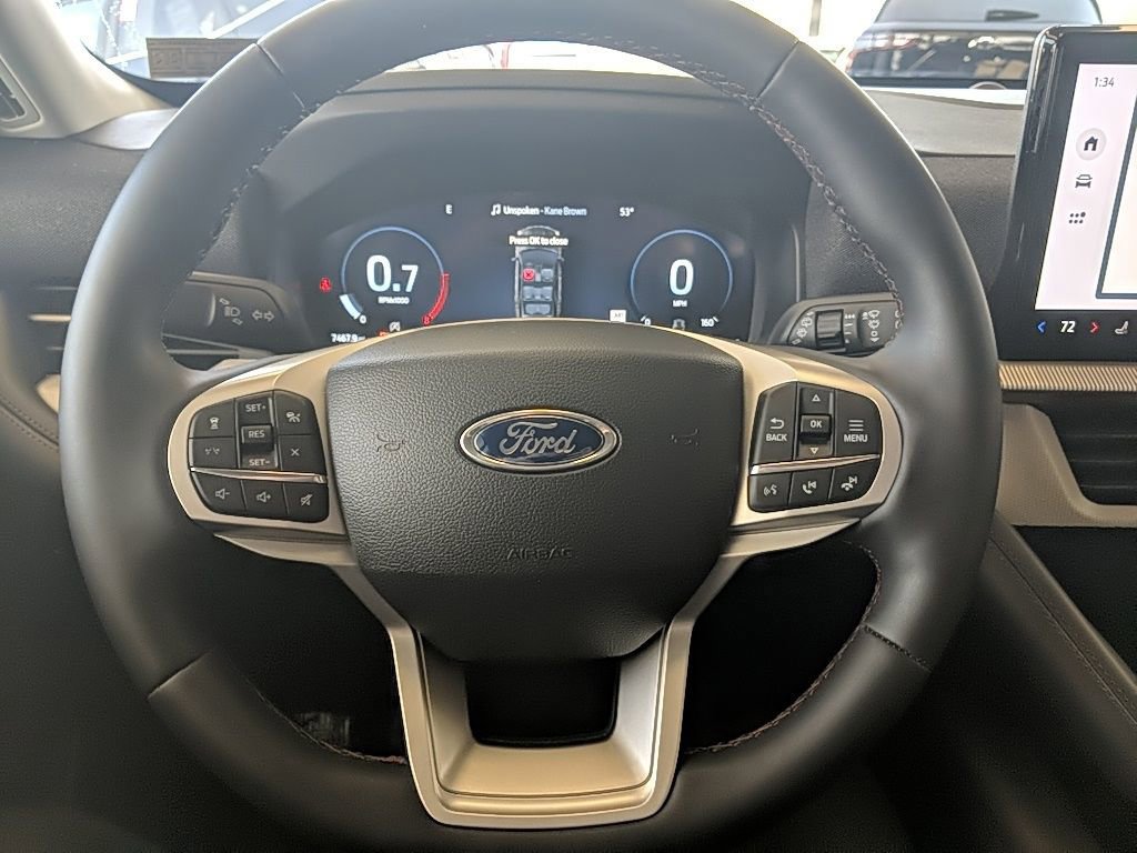 Certified 2025 Ford Explorer Active image 17
