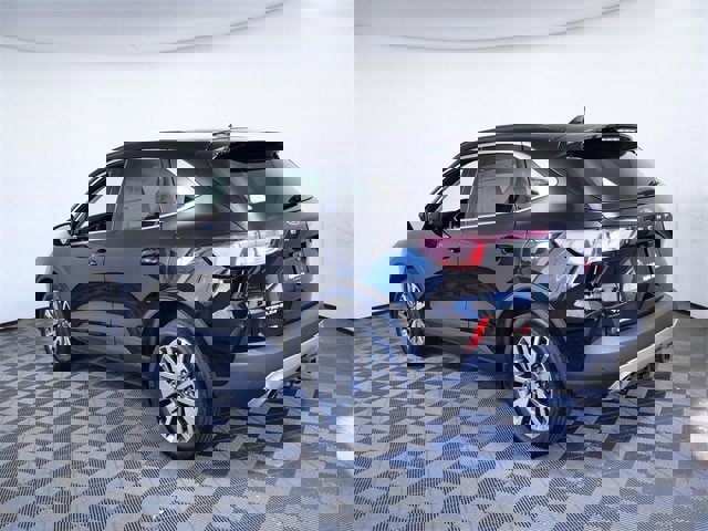 Certified 2022 Ford Escape Titanium w/ Class II Trailer Tow Package image 6