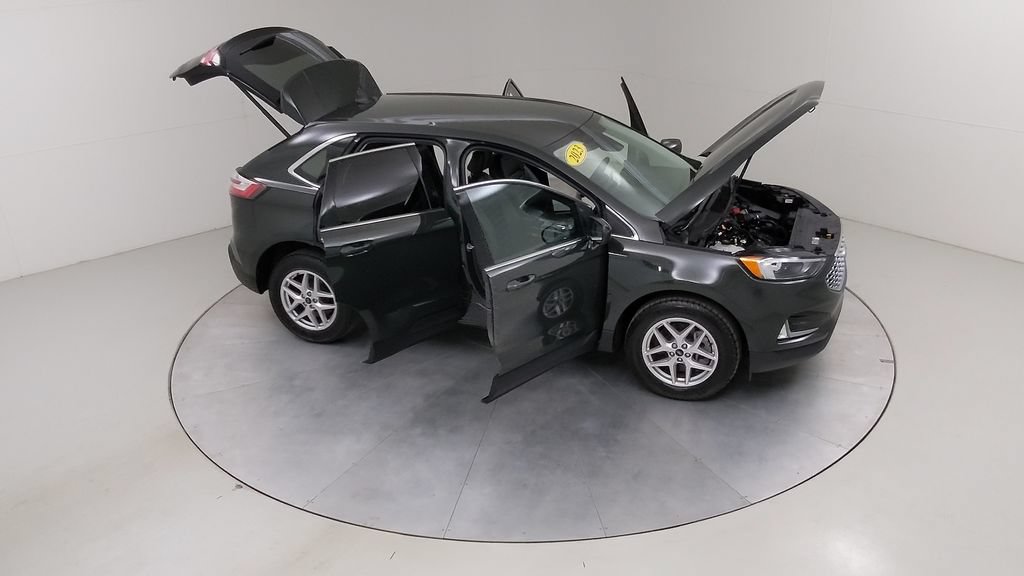 Certified 2023 Ford Edge SEL w/ Convenience Package AWD/4WD image 44