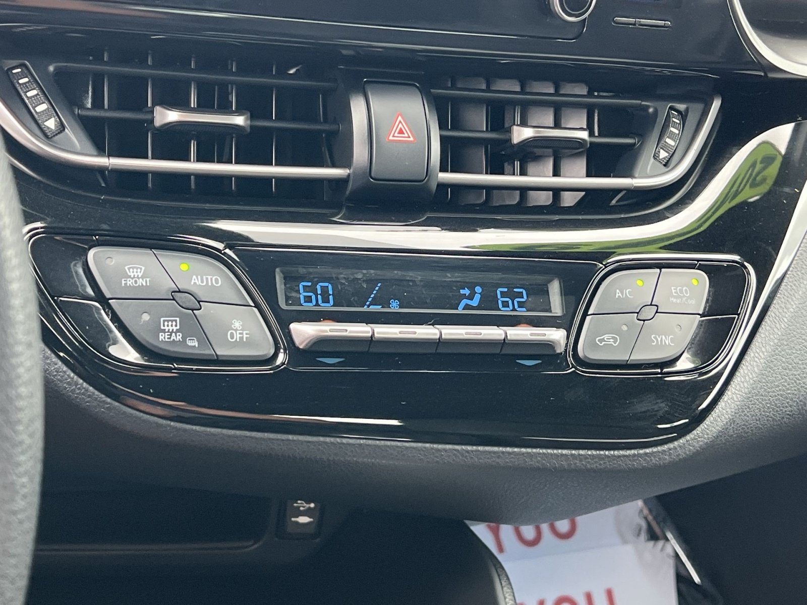 Used 2019 Toyota C-HR LE FWD image 20
