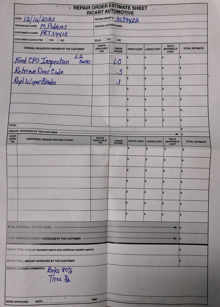 Certified 2024 Ford Explorer ST-Line w/ Class IV Trailer Tow Package image 13