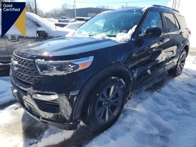 Certified 2023 Ford Explorer XLT w/ Equipment Group 202A image 1