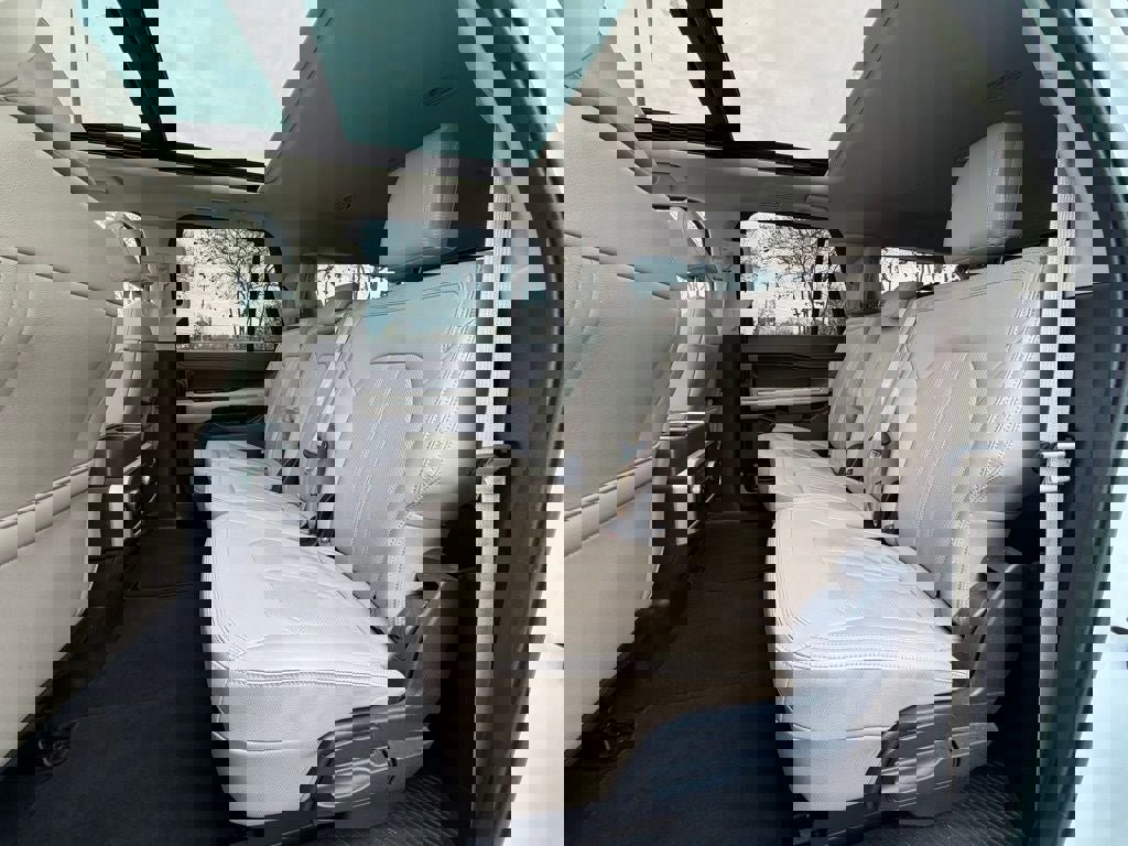 Certified 2024 Ford Expedition Max Limited image 23