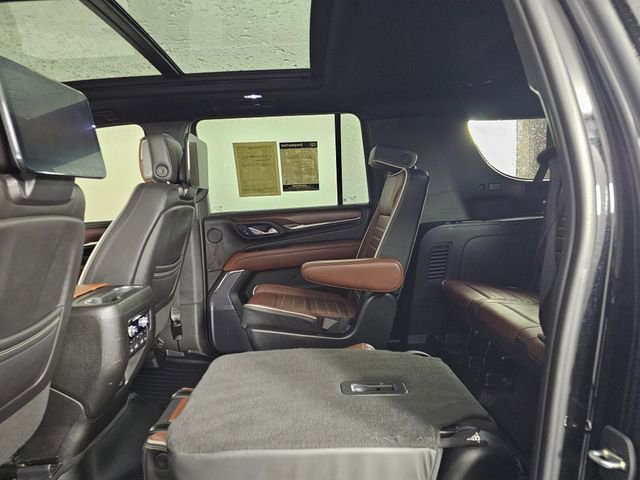 Used 2023 GMC Yukon XL Denali Ultimate AWD/4WD image 19