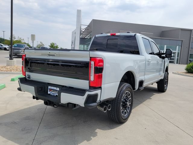 Certified 2025 Ford F350 Platinum AWD/4WD image 3