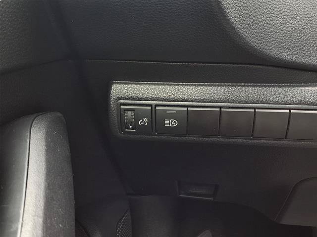 Used 2025 Toyota Corolla LE FWD image 11