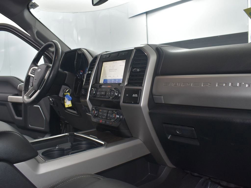 Certified 2020 Ford F350 Lariat w/ Lariat Value Package image 46