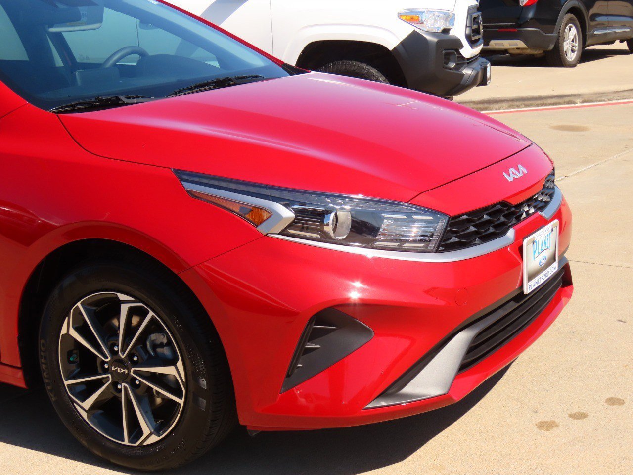 Used 2024 Kia Forte LXS image 7