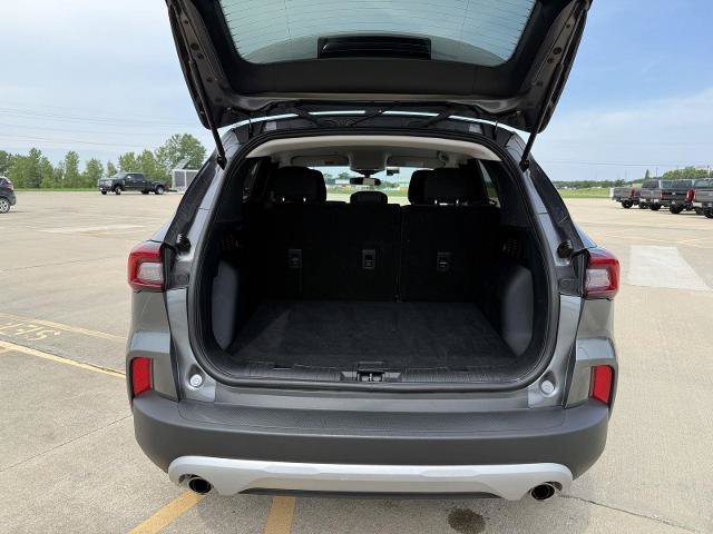 Certified 2025 Ford Escape Active AWD/4WD image 10