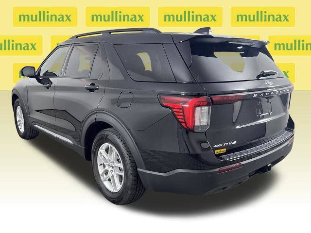 Certified 2025 Ford Explorer Active image 3
