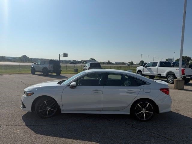 Used 2024 Honda Civic Touring image 6