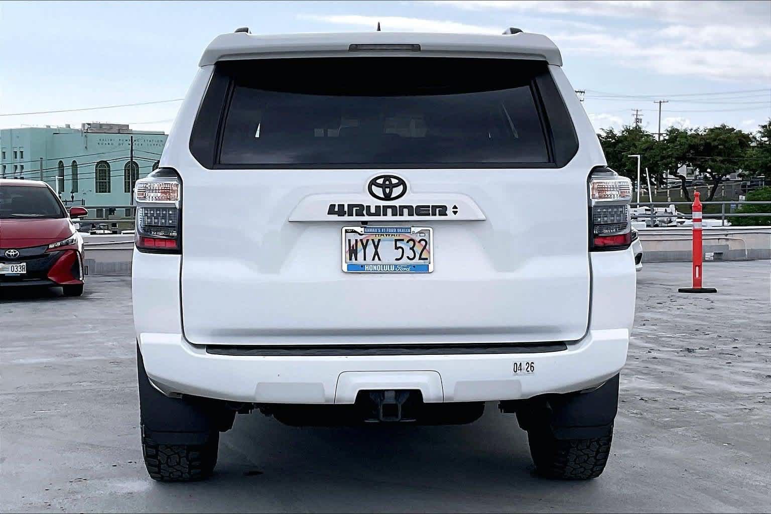 Used 2024 Toyota 4Runner SR5 Premium RWD image 5