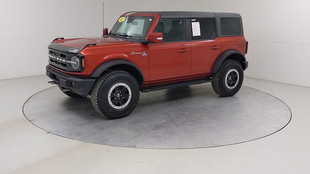 Certified 2022 Ford Bronco Outer Banks w/ Sasquatch Package AWD/4WD image 19