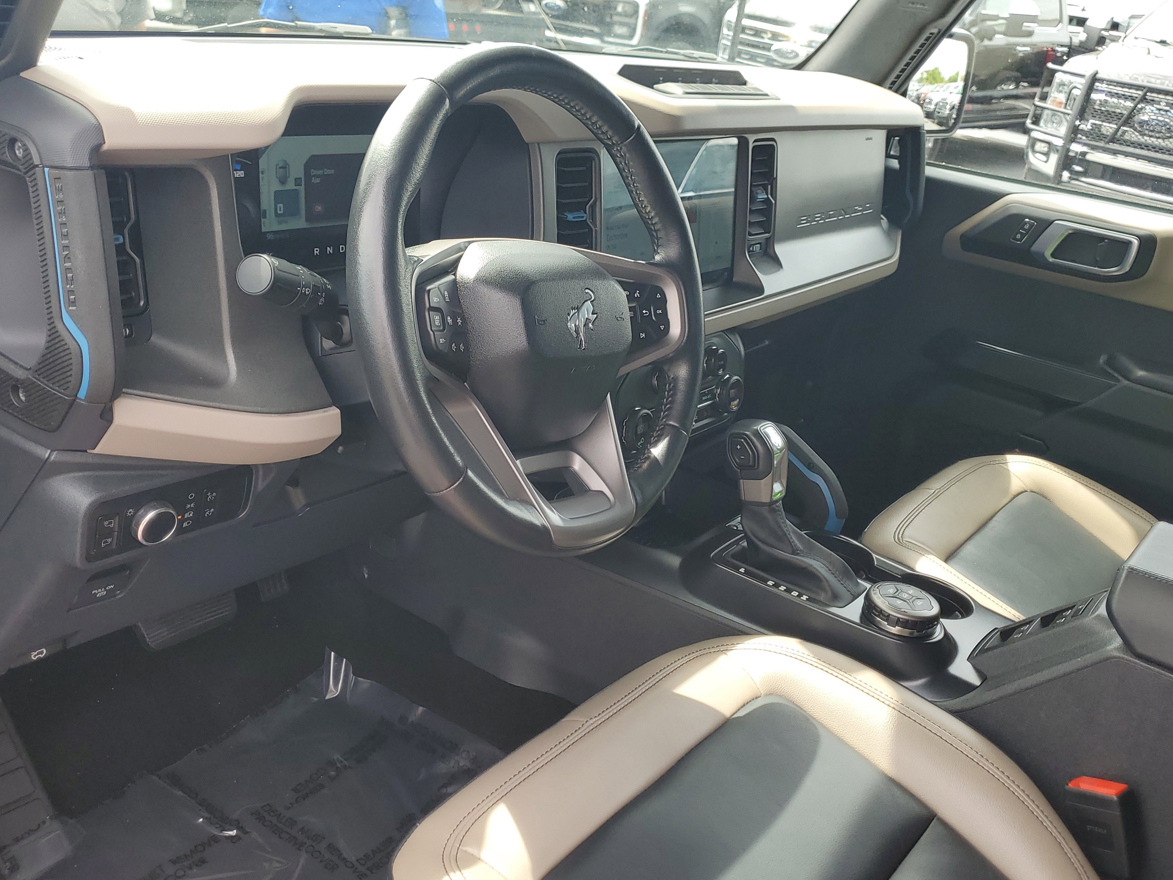 Certified 2024 Ford Bronco Wildtrak image 21