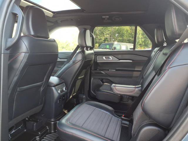 Certified 2025 Ford Explorer ST-Line w/ Premium Package AWD/4WD image 19
