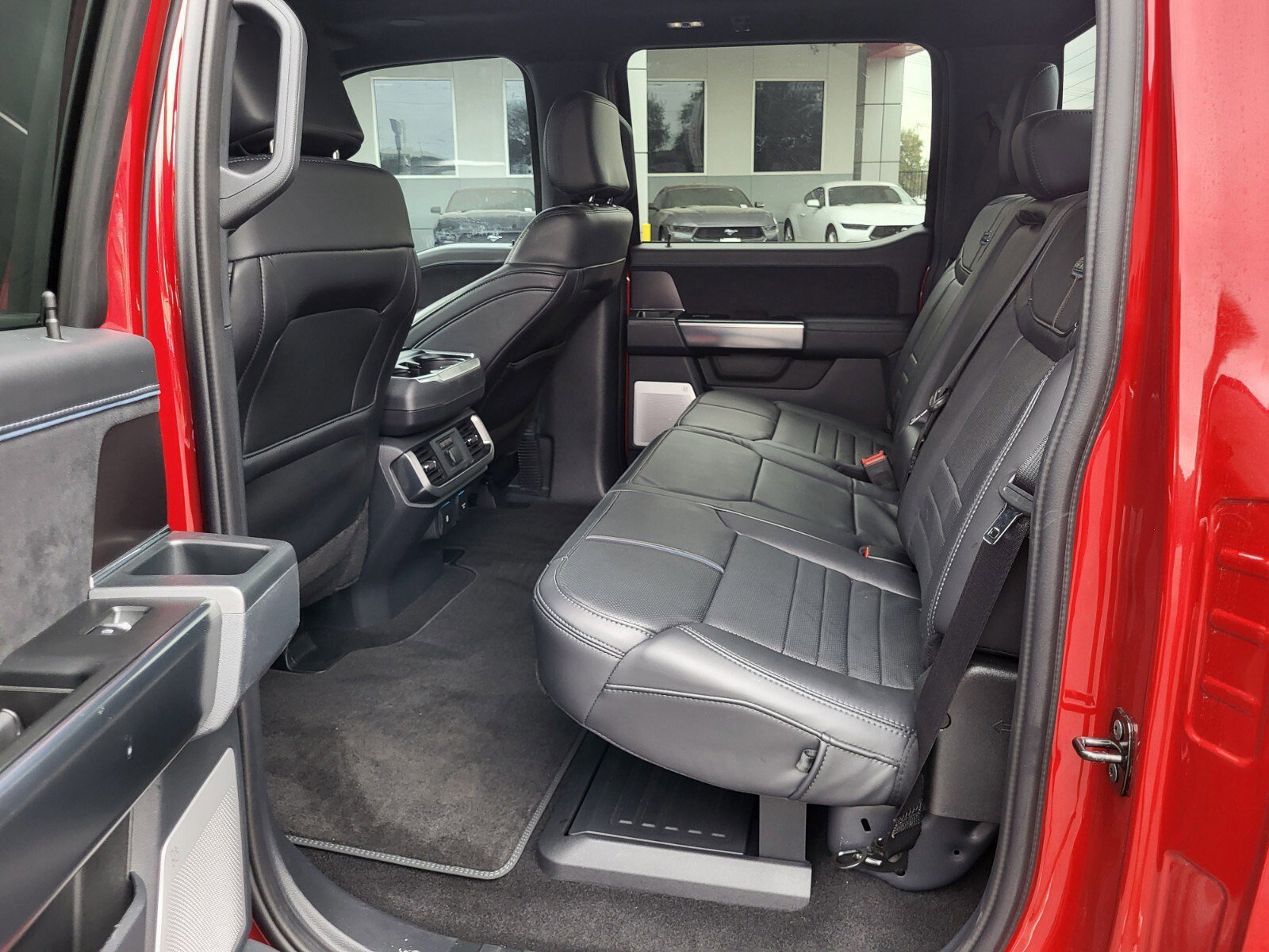 Certified 2025 Ford F150 Platinum w/ Equipment Group 702A High image 15