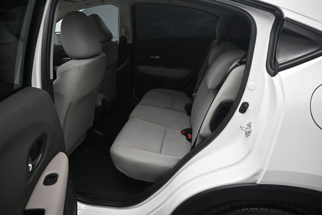 Used 2022 Honda HR-V LX image 16