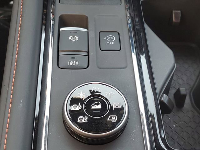 Used 2025 Nissan Pathfinder Rock Creek image 31